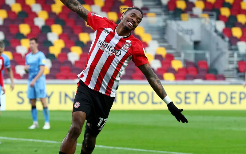 Kobbie Mainoo của nửa đỏ thành Manchester